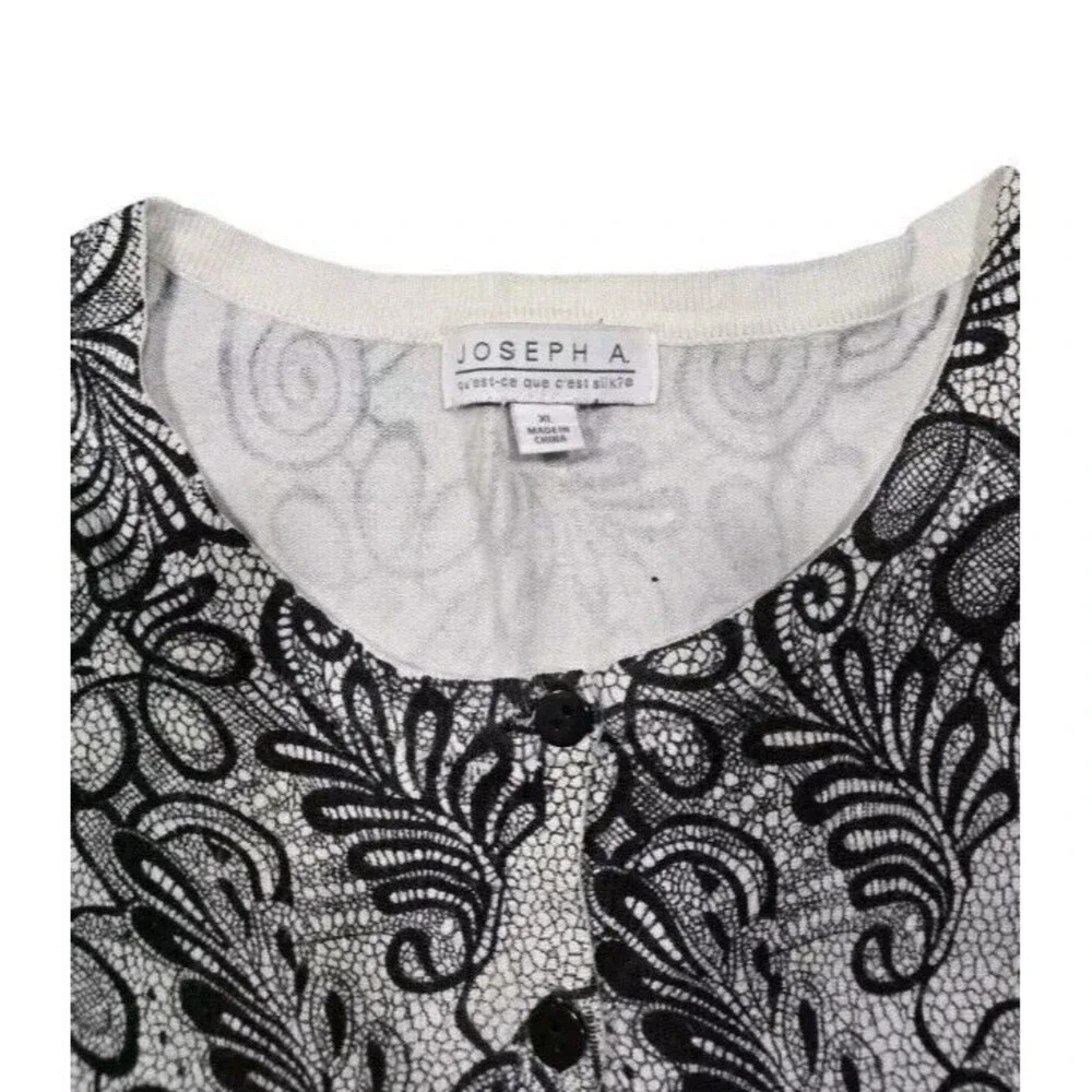 Joseph A. Button Down Cardigan Sweater Paisley Print Womens Size XL - Picture 3 of 4